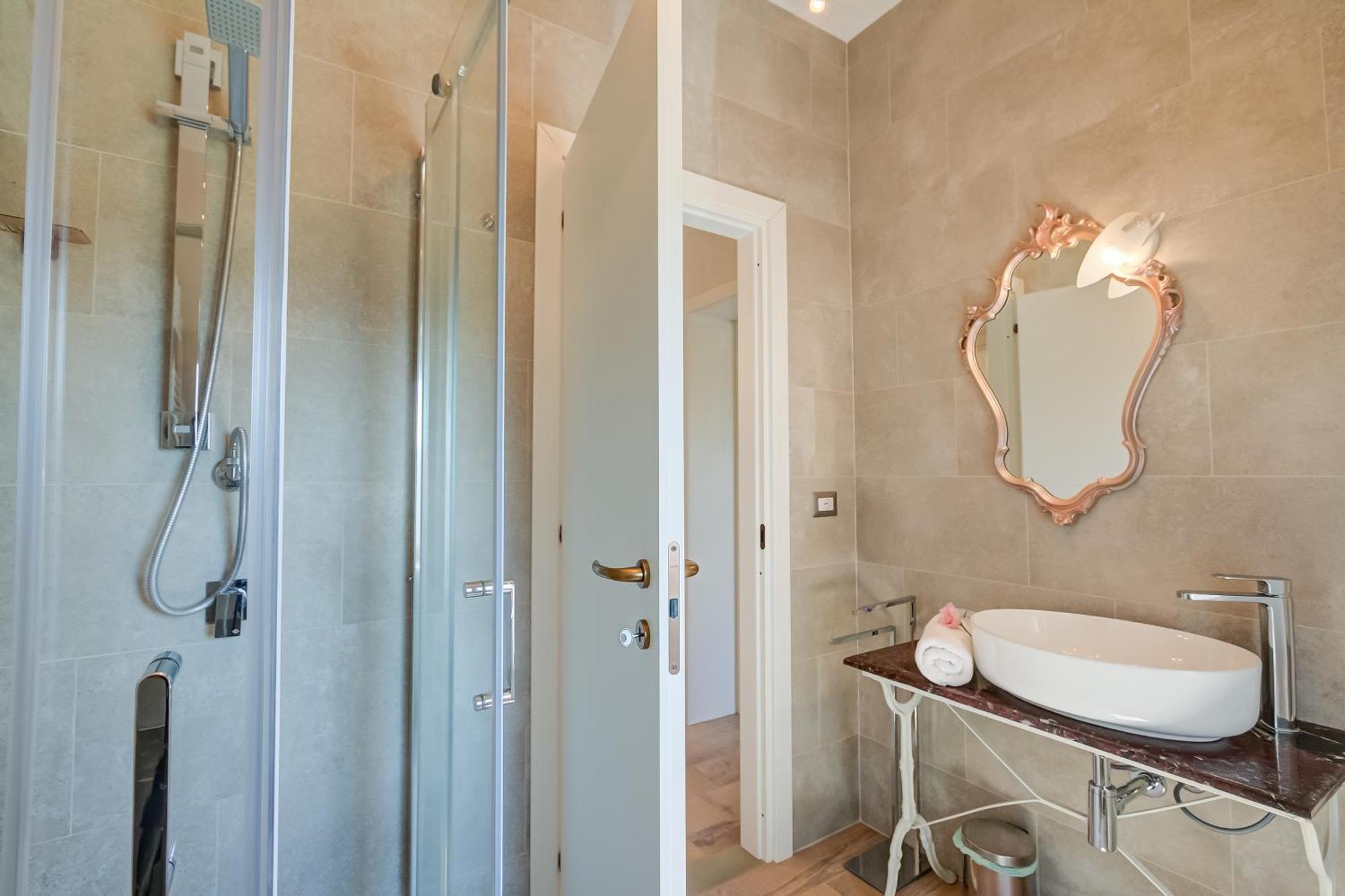 Tuscan S Margherita Private Outdoor - Happy Holiday home