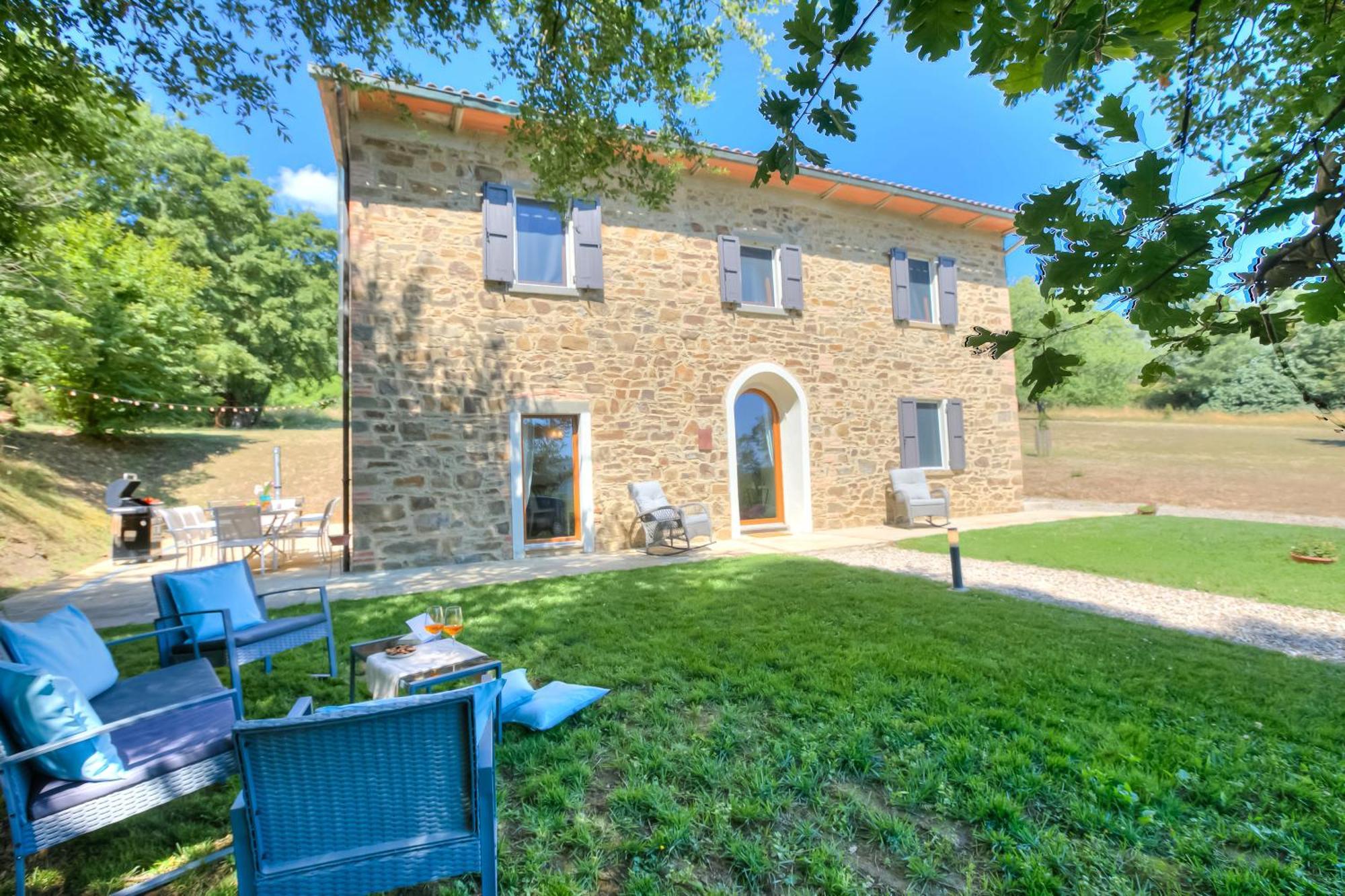 Tuscan S Margherita Private Outdoor - Happy Holiday home *